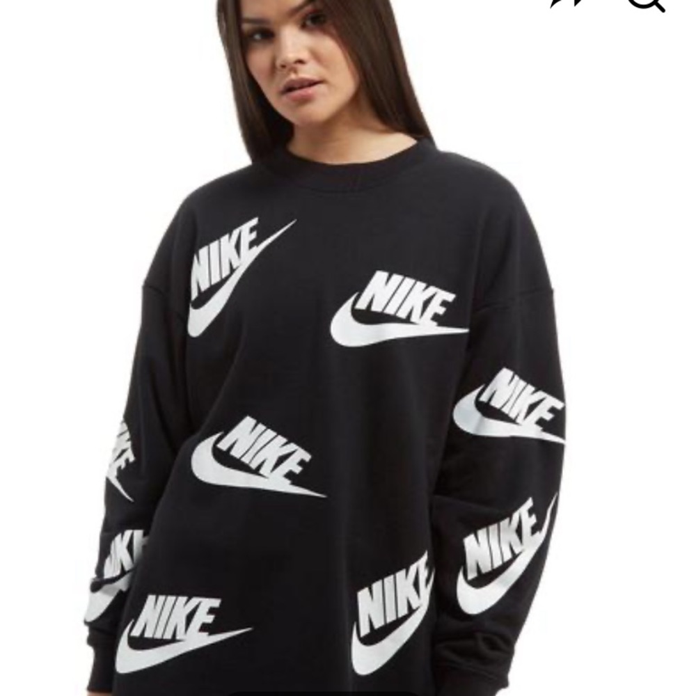 NIKE ALL OVER PRINT FUTURA CREW NECK OVERSIZED SWEATSHIRT XS BLACK WHITE GUC